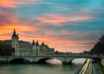 法国旅游花费大揭秘：探究旅行到法国需要多少费用
